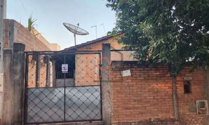 Casa com 2 quartos à venda na Avenida Augusto Bernardi, 1131, Jardim Águas do Paiol, Araraquara