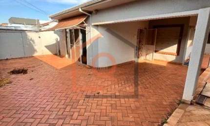 Casa a venda na Vila Melhado ou  Jardim Aranga, Araraquara - 4 dormitorios, 2 suites, piscina e muito mais!