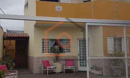 Sobrado de 3 dormitorios com suite no Parque Igacaba, Araraquara