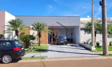 Casa em Condominio com 3 suites no Parque Residencial Damha I - Araraquara