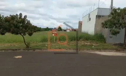 Terreno à venda na Avenida Eugênio Albiero, 130, Jardim Adalberto Frederico de Oliveira Roxo I, Araraquara por R$ 90.000
