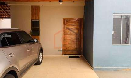 Casa com 2 quartos à venda na Rua Tancredo Monteiro do Amaral, 516, Jardim Arco-Íris, Araraquara, 104 m2 por R$ 230.000