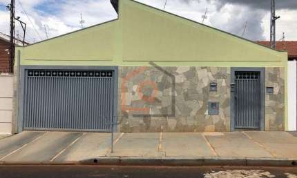 Casa a venda e locacao no Jardim Eliana, Araraquara - 3 dormitorios e 3 vagas