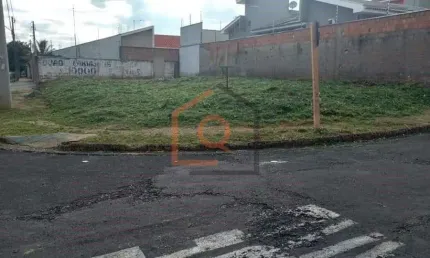 Terreno à venda na Avenida Rômulo Sgobbi, Jardim Roberto Selmi Dei, Araraquara por R$ 155.000