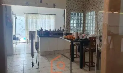 Casa com 2 quartos à venda na Avenida Comendador Alberto Dias, 1553, Vila José Bonifácio, Araraquara, 159 m2 por R$ 480.000