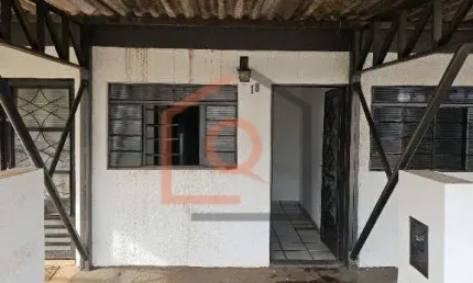 Casa com 1 quarto à venda na avenida marginal seiscentos, 600, jardim santa júlia (vila xavier), araraquara, 56 m2 por r$ 130.000