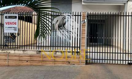 Casa com 3 quartos à venda na Rua Inhaúma, Zona 03, Maringá