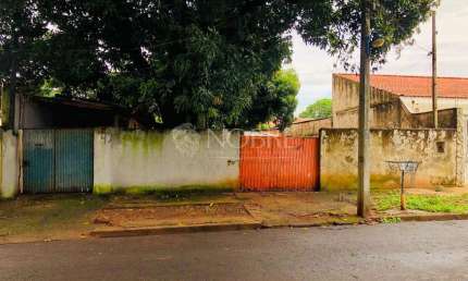 Excelente Terreno Residencial com 518 m² na Zona 08 - Maringá