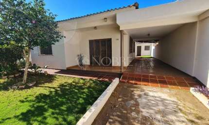 Casa com edícula na Mitsuzu Taguchi - Jardim Internort