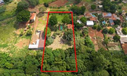 Chácara de lazer com 5.000 m² no Loteamento Batel em Maringá