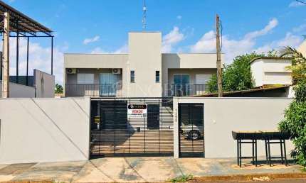 Apartamento com sacada no Edifício San Torine - Sarandi