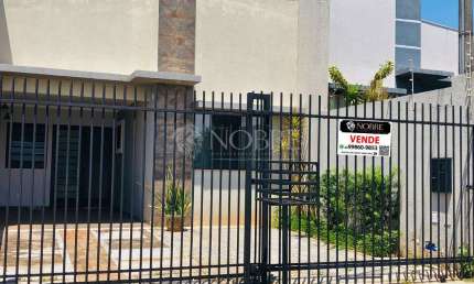 Casa com 3 quartos à venda na Rua Rouxinol, Jardim Olímpico, Maringá