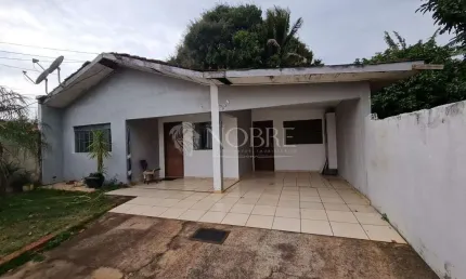 Casa com 2 quartos à venda na Rua Assis Chateaubriand, Vila Santo Antônio, Maringá