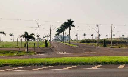 Terreno comercial na Avenida principal do Jardim Nova Floresta em Floresta/PR
