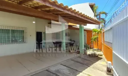 Casa para Venda em Porto Seguro, Centro, 3 dormitórios, 3 suítes, 2 banheiros, 2 vagas