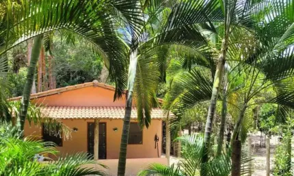 Casa para Venda em Porto Seguro, JAMBEIRO, 3 dormitórios, 1 banheiro, 4 vagas