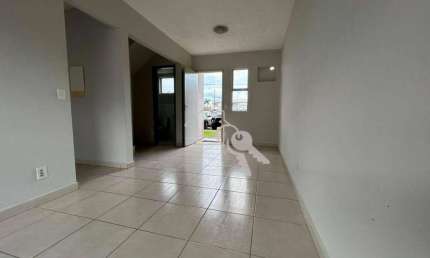 Sobrado com 3 dormitórios, 94 m² - venda por R$ 300.000,00 ou aluguel por R$ 1.800,00/mês - Aeroclube - Porto Velho/RO