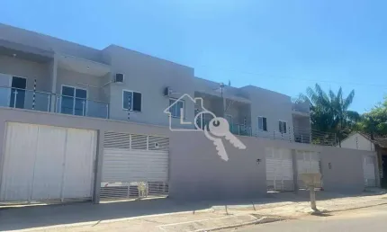 Sobrado com 3 dormitórios para alugar, 98 m² por R$ 2.200,00/mês - Igarapé - Porto Velho/RO