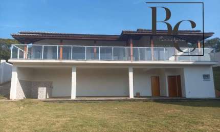 Casa para Venda em Piedade, Piraporinha, 3 dormitórios, 1 suíte, 2 banheiros, 6 vagas