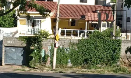 Casa para venda em sorocaba, central parque sorocaba, 3 dormitórios, 1 suíte, 3 banheiros, 11 vagas