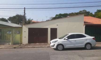 Casa para Venda em Sorocaba, Vila Haro, 2 dormitórios, 1 banheiro, 4 vagas
