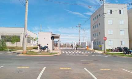 Apartamento para Venda em Sorocaba, Aparecidinha, 2 dormitórios, 1 banheiro, 1 vaga