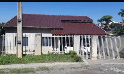 Excelente Oportunidade! Casa com mais 5 casas de aluguel - Renda Extra de R$5.000,00/mês.