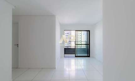Apartamento com 3 quartos, suíte, varanda e lazer completo à venda em Boa Viagem – 61m² no Edifício Córdoba