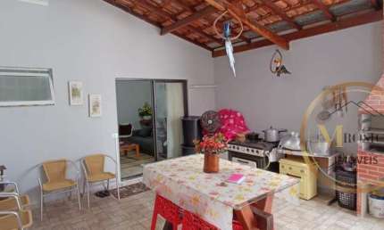 Casa para Venda em Boituva, Residencial Água Branca, 3 dormitórios, 2 banheiros, 3 vagas