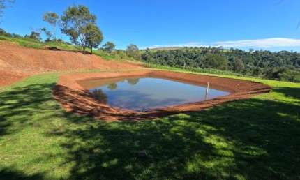 Chácara de 20.100m com Açude e Rio S. Francisco no fundo de Ouro Verde do Oeste