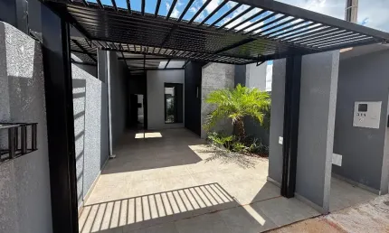 Linda Casa com excelente acabamento em Ótima Localização Vila Pioneira