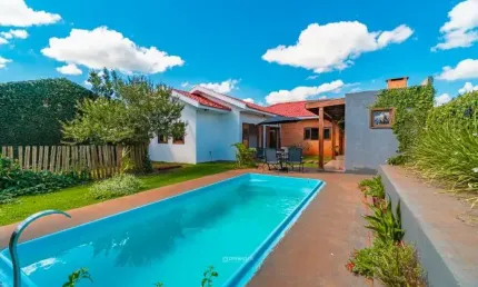Lindíssima casa piscina suíte área gourmet com churrasqueira em são luiz doeste - distrito de toledo