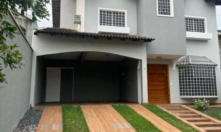 Casa em condomínio fechado com 4 quartos à venda no Jardim Itália, Cuiabá 