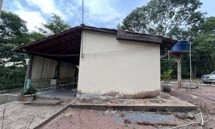 Chácara à venda, banhado pelo Rio Cuiabá, Distrito de Nossa Senhora da