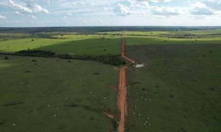 Fazenda à venda no Centro, Juara 