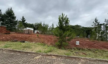 Terreno à venda na Avenida Leo Kraether, 2700, Country, Santa Cruz do Sul