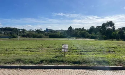 Ótimo terreno a venda no loteamento jardim das flores
