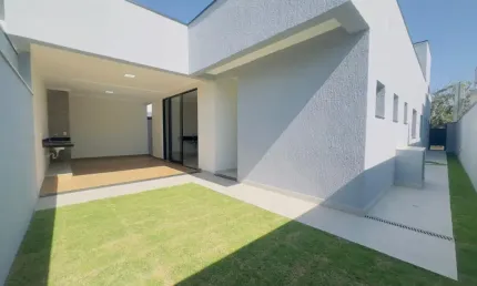 Prepara-se para encantar-se com essa casa no condomínio ouroville