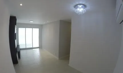 Maravilhoso Apartamento de 02 quartos sendo 02 suítes na Barra da Tijuca - RJ.