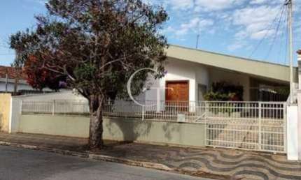 Casa á Venda com excelente localização na Vila Nova (AL)