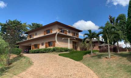 Casa Mobiliada á Venda no Condomínio Fazenda Vila Real Viva o Charme do Campo com Elegância
