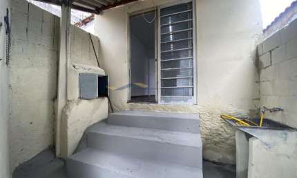 Casa com 1 quarto para alugar na Rua Monsenhor Antônio Pepe, 101, Vila Flora, Salto