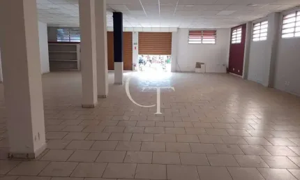 Ponto comercial para alugar na Rua Paulo Eduardo Xavier de Toledo, 187, São Luiz, Itu