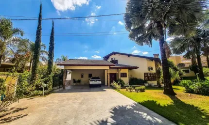 Casa para locação no condomínio no bairro bairro campos de santo antônio