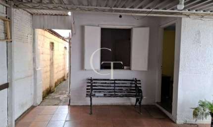 Casa antiga com edícula no fundo – ideal para retrofit e com possibilidade de permuta -Vila Roma