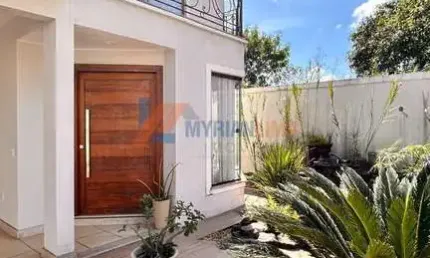 Casa com 3 quartos à venda na Dois, 41, Jardim Amália, Volta Redonda por R$ 1.575.000