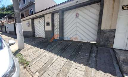 Casa com 3 quartos à venda na Pitágoras, 160, Retiro, Volta Redonda por R$ 500.000