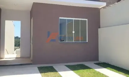 Casa com 2 quartos à venda na Pavão, 574, Roma, Volta Redonda por R$ 340.000