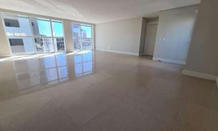 Apartamento para Venda em Criciúma, Centro, 4 dormitórios, 3 suítes, 4 banheiros, 3 vagas