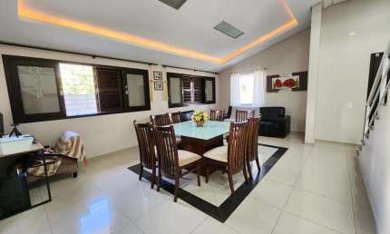Casa para Venda em Criciúma, Michel, 4 dormitórios, 2 suítes, 4 banheiros, 4 vagas